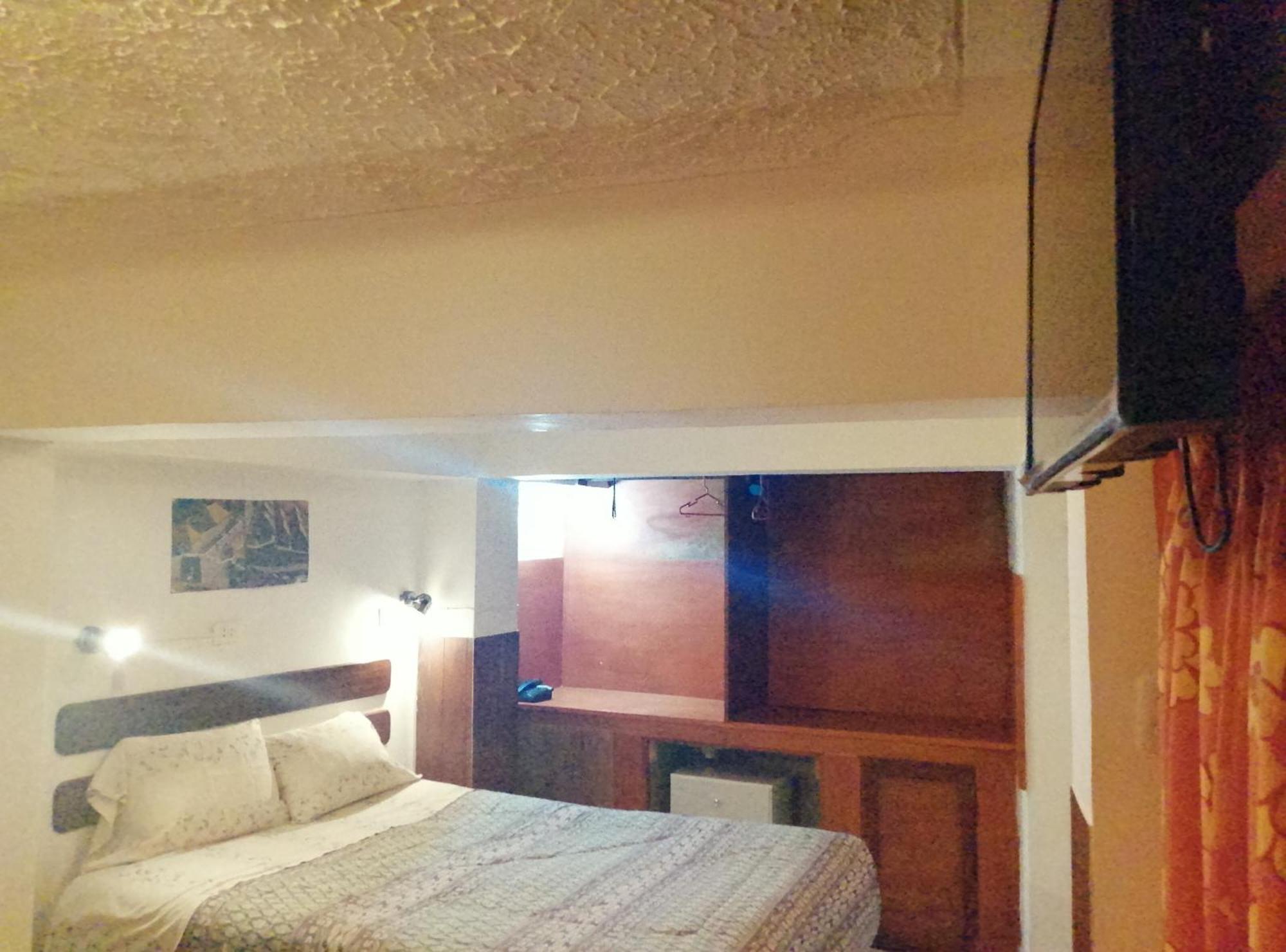 クスコ ネイティーズ ゲストハ ウス Bed & Breakfast エクステリア 写真